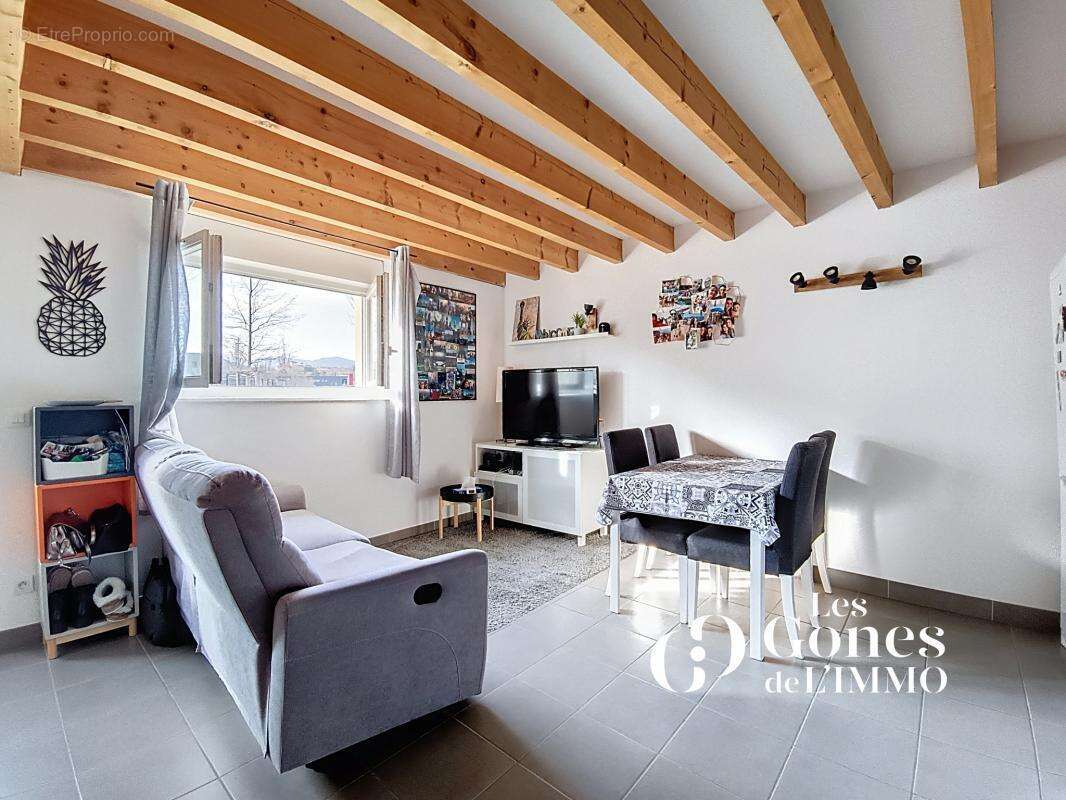 Appartement à BRINDAS