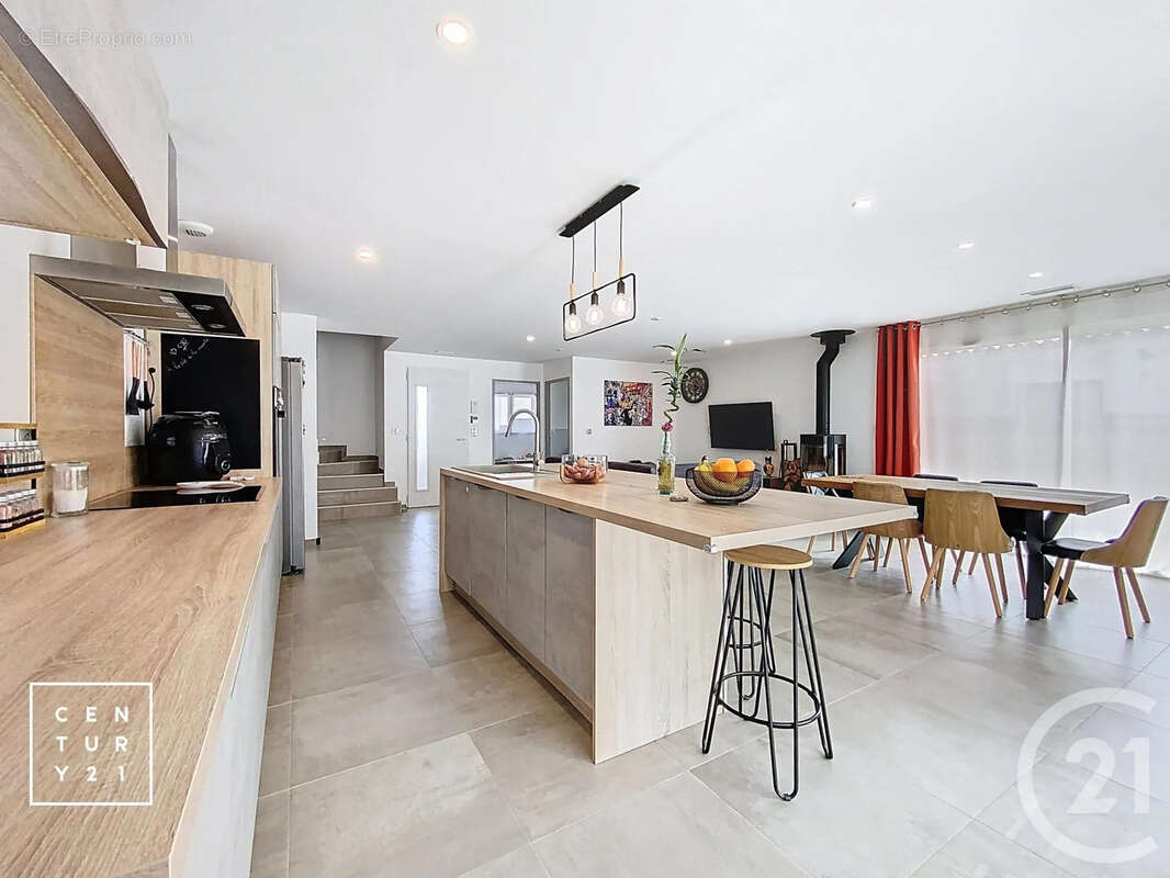 Maison à SAINT-FELIU-D'AVALL