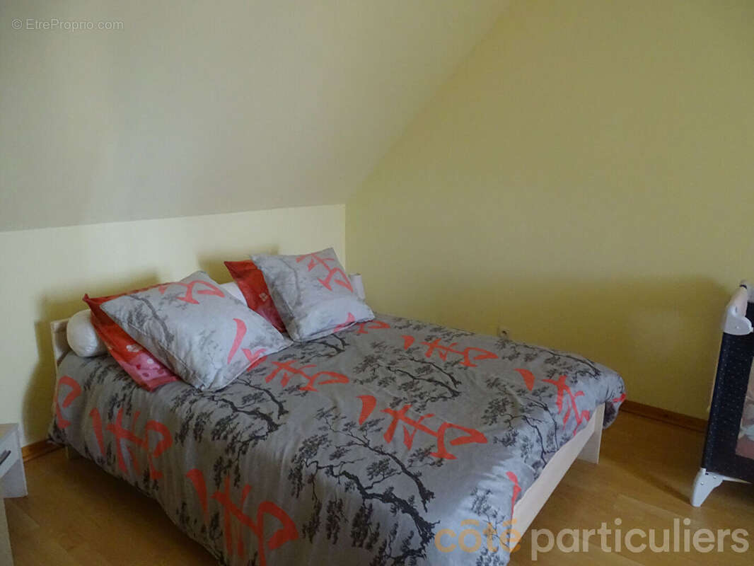 Maison à CHATEAUMEILLANT