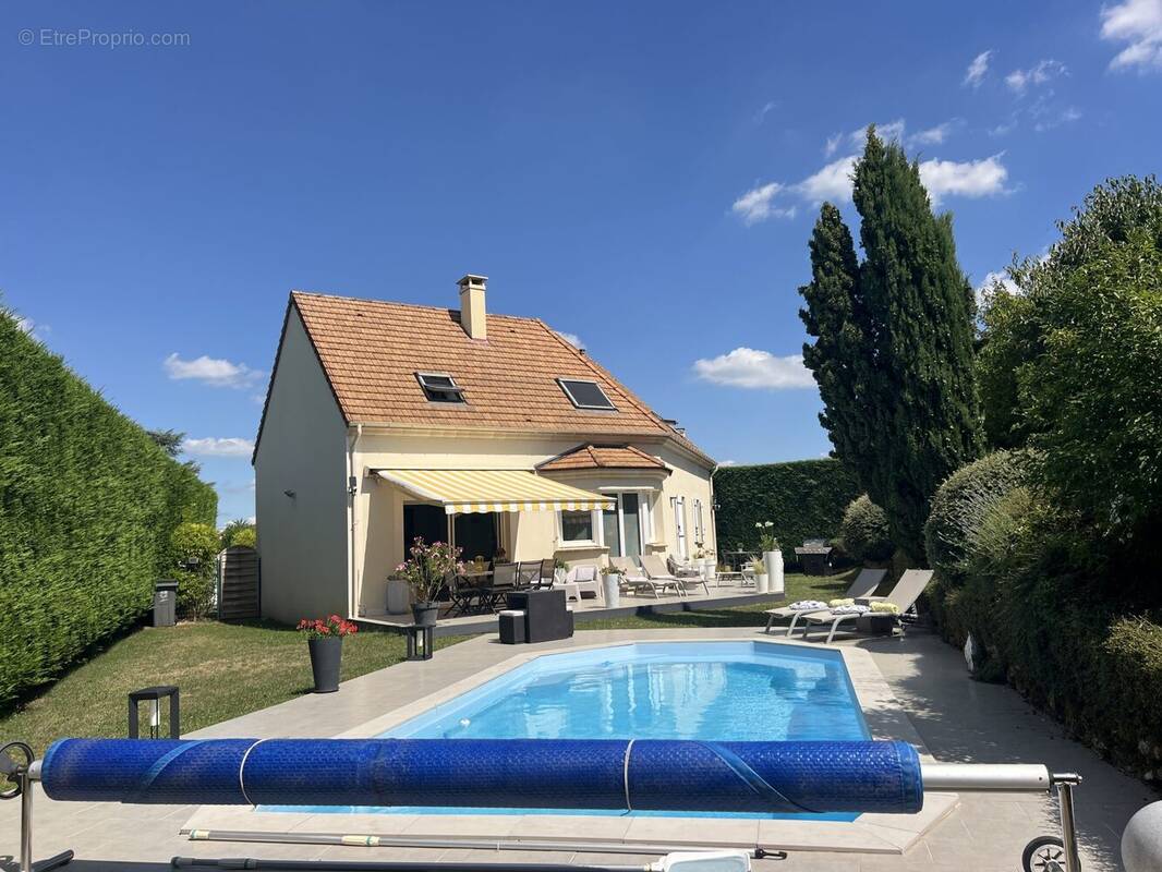 Maison à NOZAY