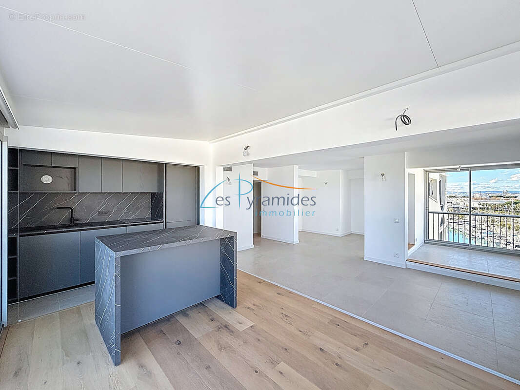 Appartement à LA GRANDE-MOTTE
