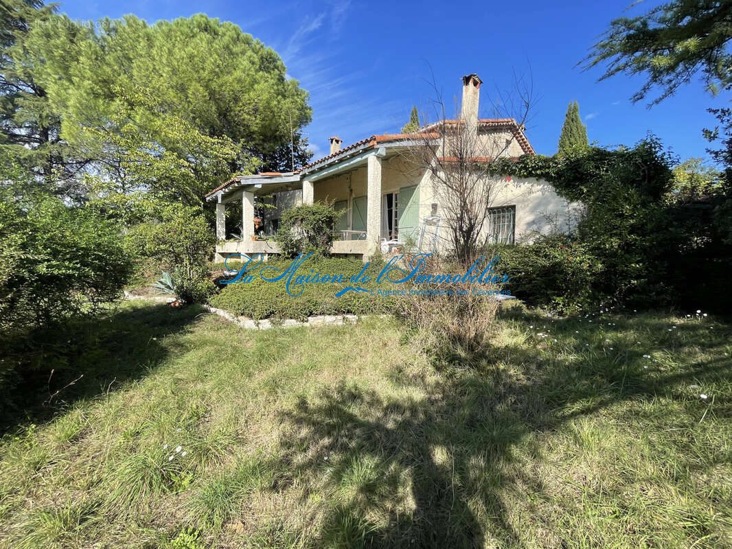 Boisset et Gaujac, maison de 168 m2 avec piscine sur 3190 m2 de terrain - photo 2