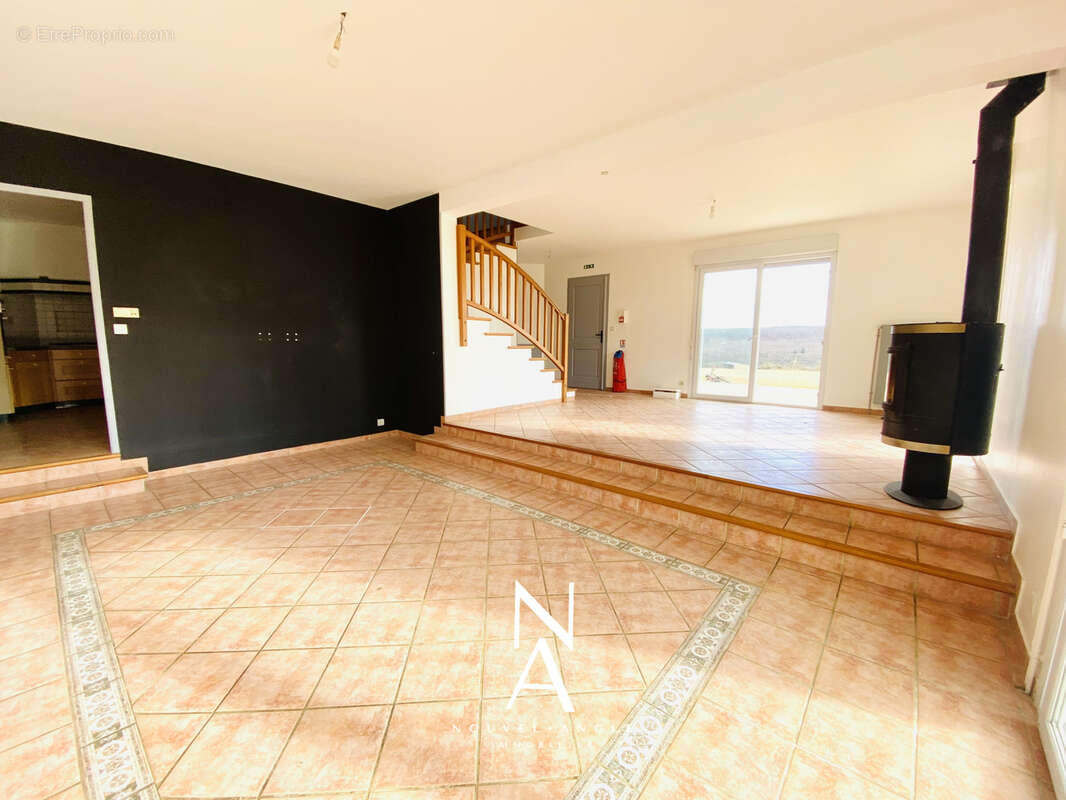 Maison à FRANCHEVILLE