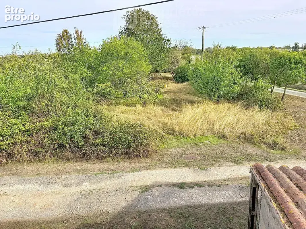 Longère de charme 135 m2 avec dépendances de 95 m2 - photo 7