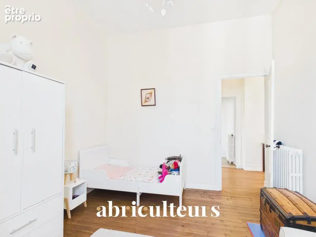 Élégante maison de caractère de 185 m² avec jardin – Cognac Jardin Public (16100) - photo 13
