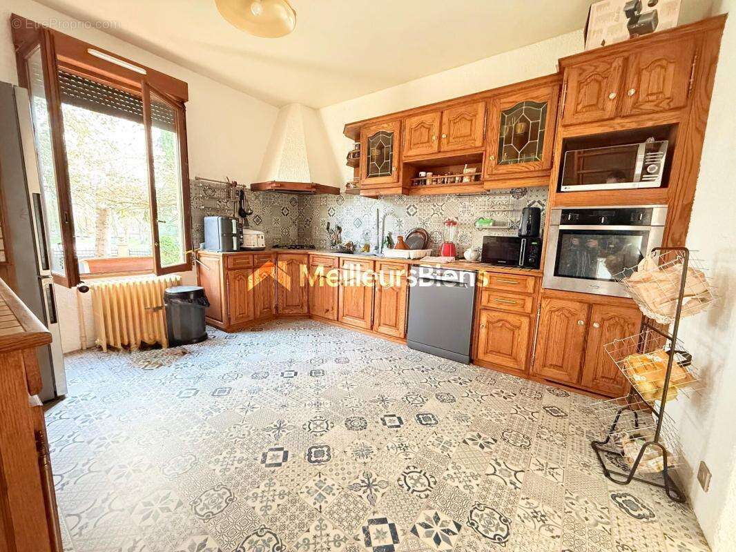 Maison à AUVERS-SUR-OISE