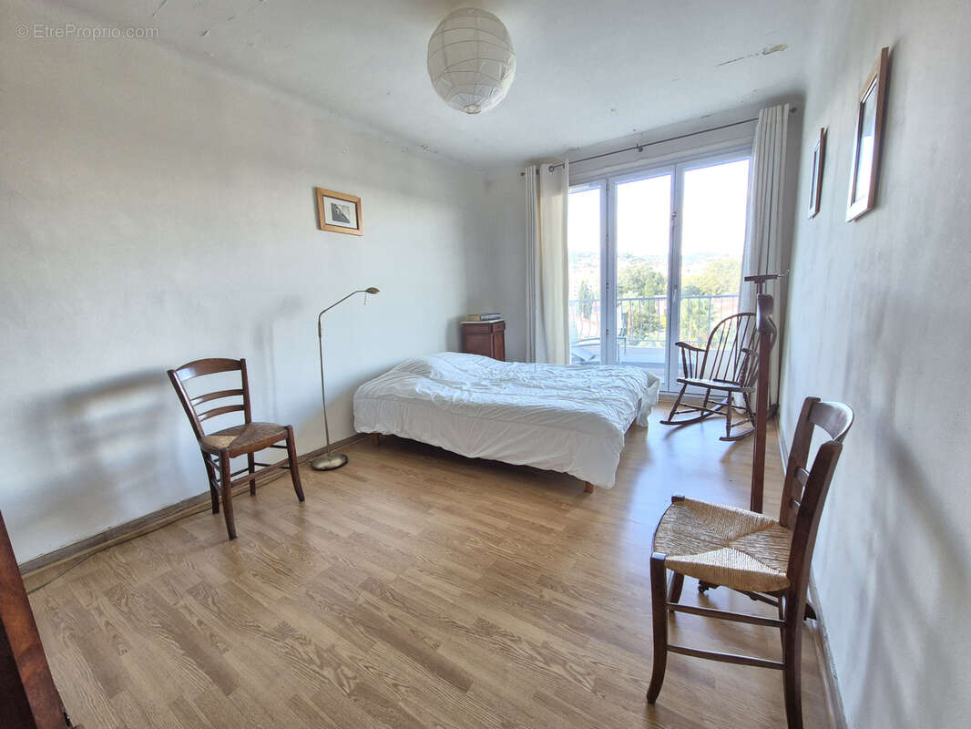 Appartement à HYERES