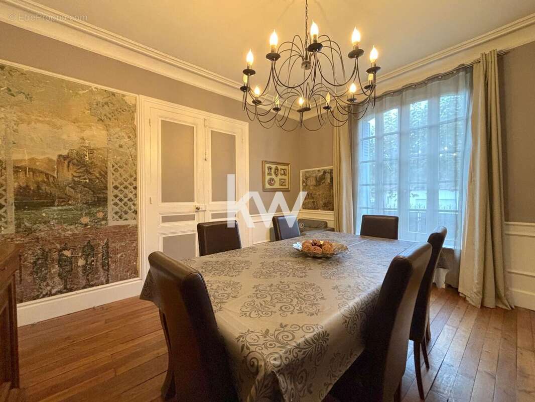 Maison à CORBEIL-ESSONNES