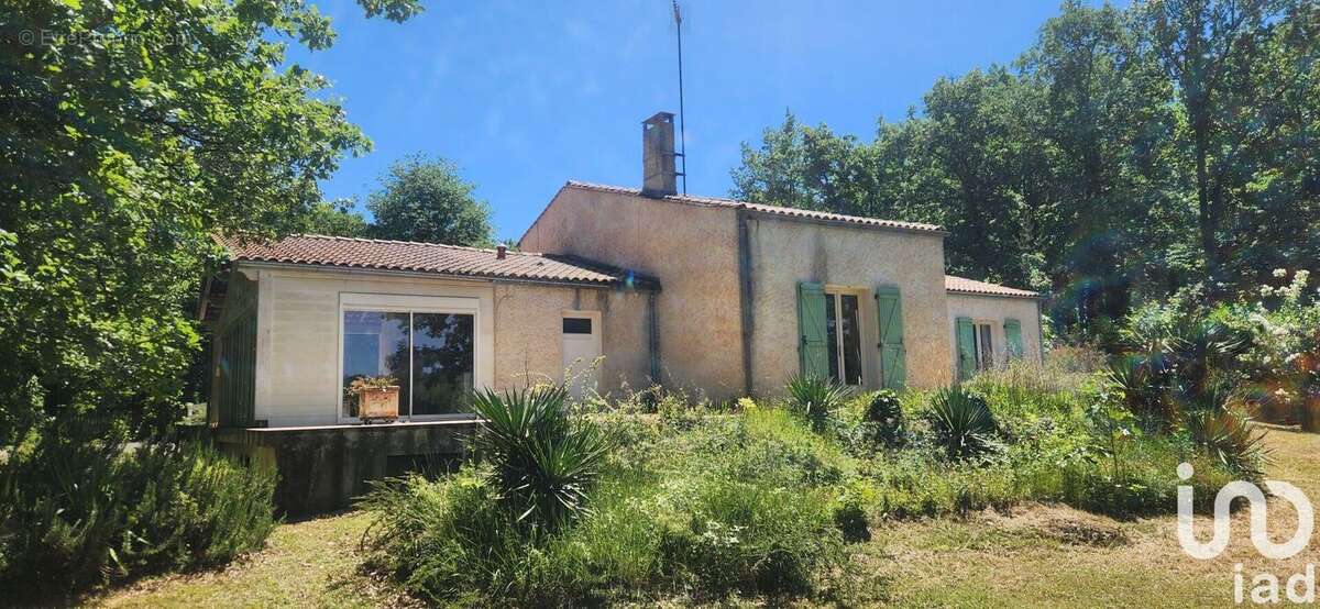 Photo 9 - Maison à VOEUIL-ET-GIGET