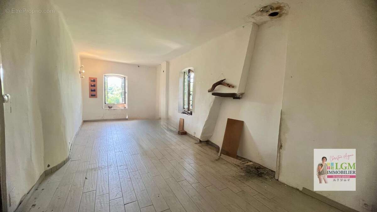 Maison à COLOGNAC