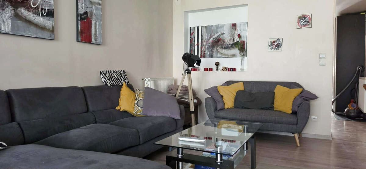Maison + Studio indépendant - photo 6