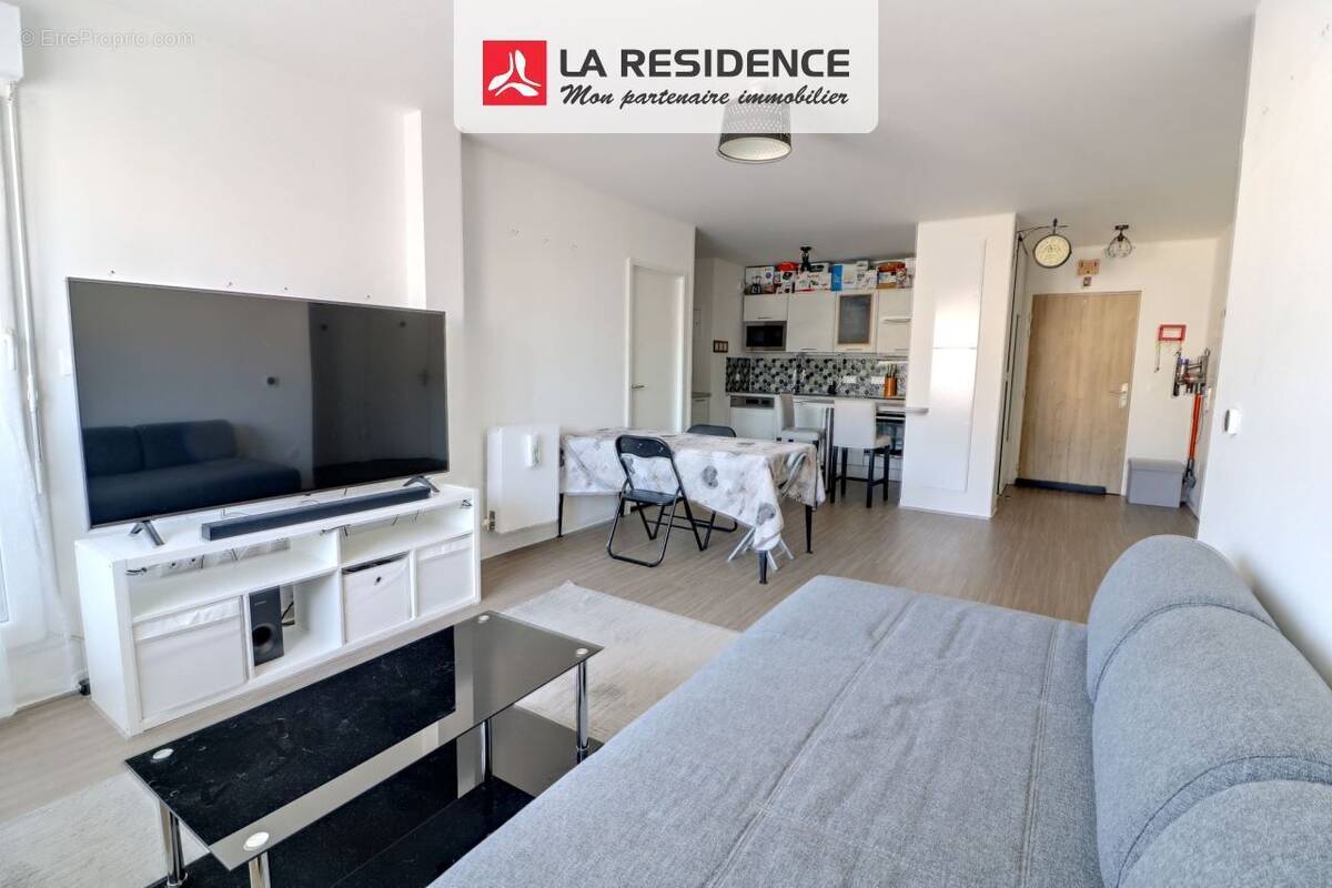 Appartement à DEVILLE-LES-ROUEN