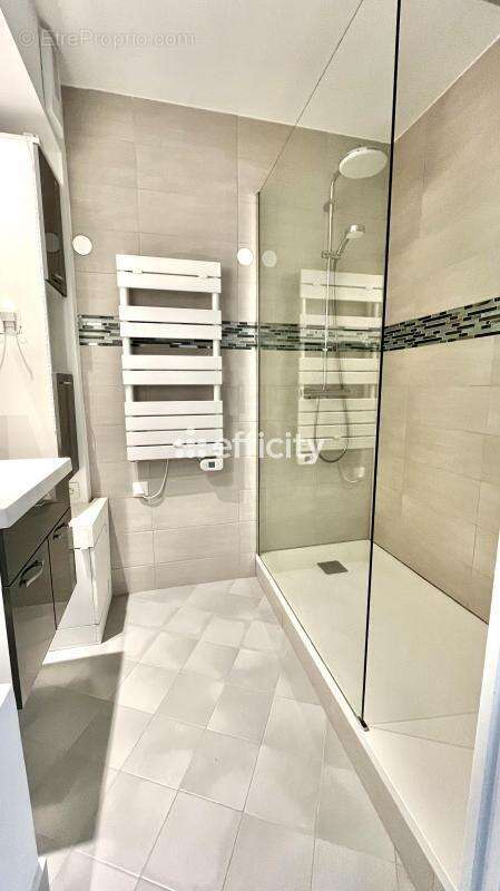 Appartement à CHILLY-MAZARIN