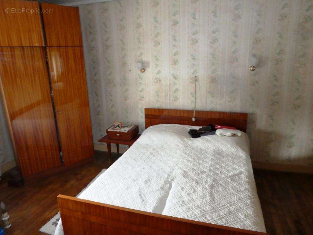Maison à SAINT-CARADEC-TREGOMEL