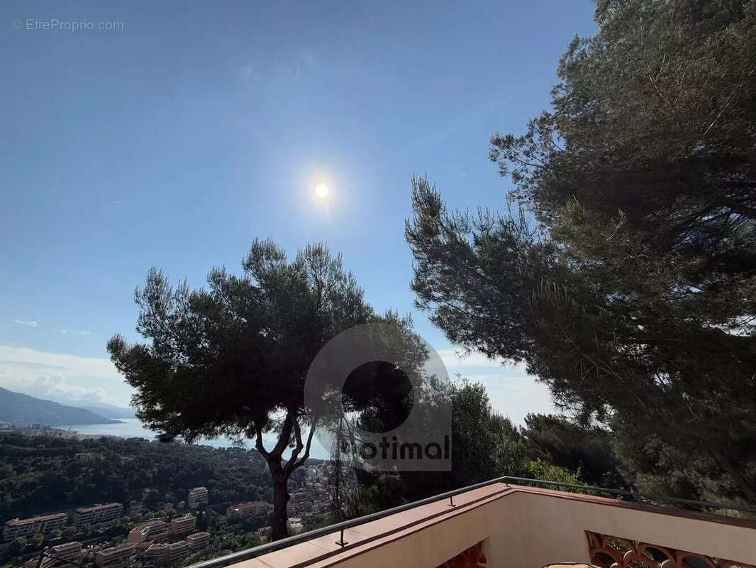 Maison à ROQUEBRUNE-CAP-MARTIN