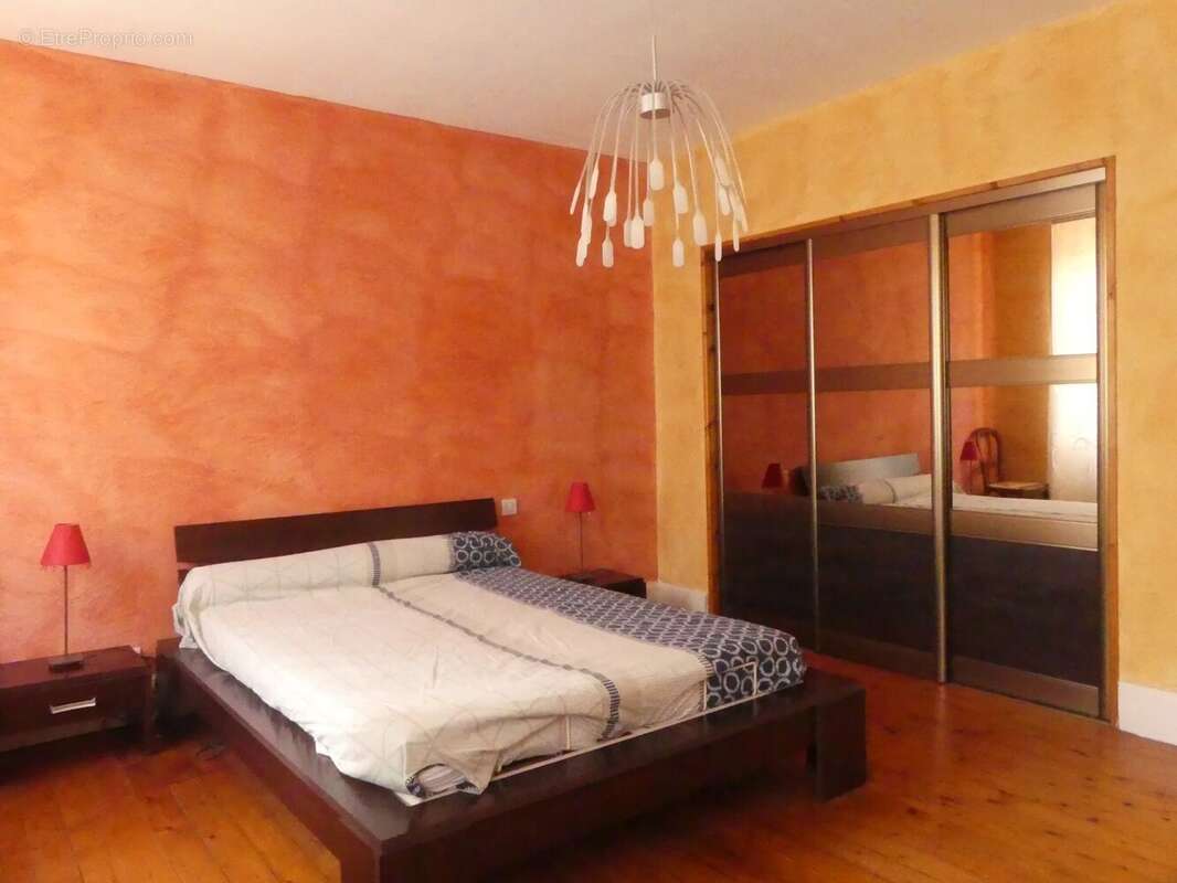 Appartement à MONTCENIS