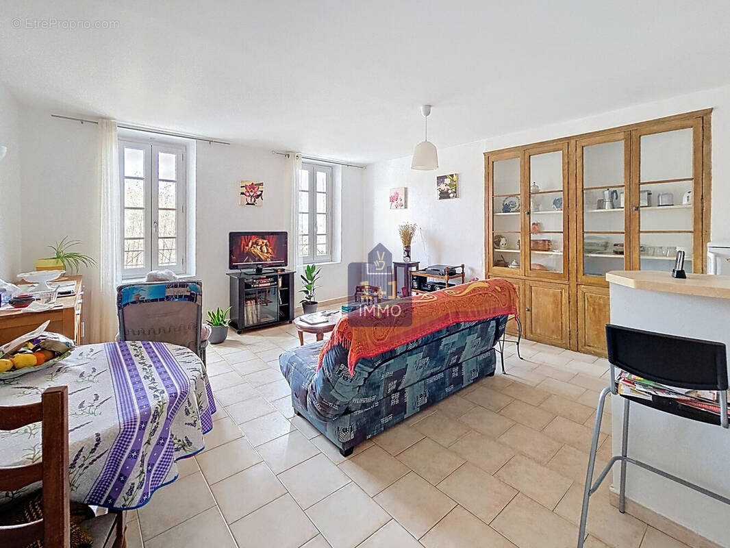 Appartement à SEILLANS