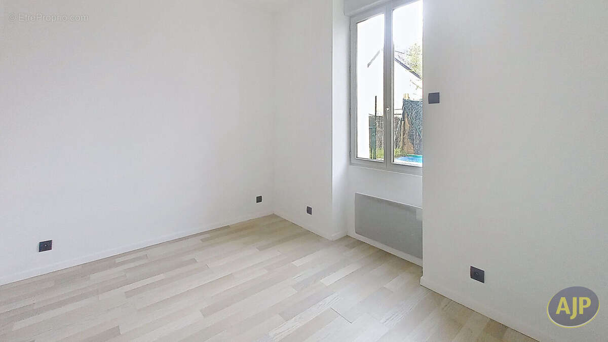 Maison à ISSE