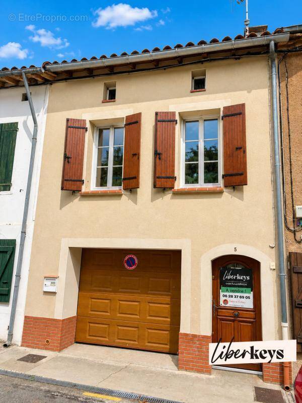 Maison à SAINT-QUIRC