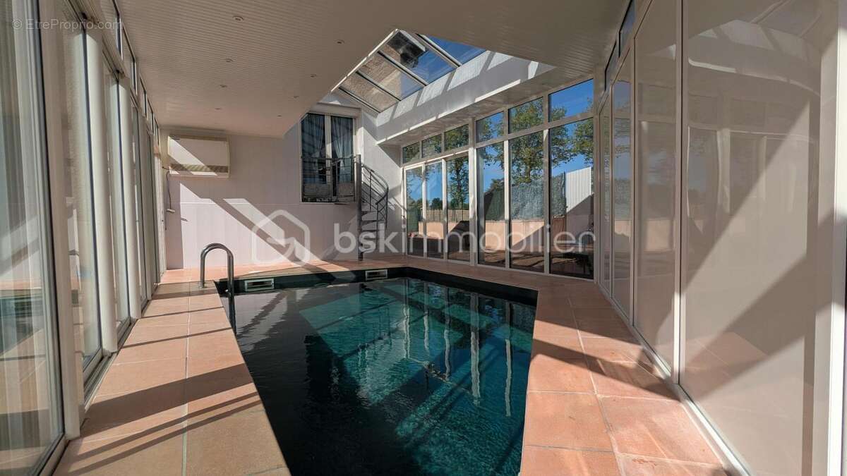 Maison à FEURS