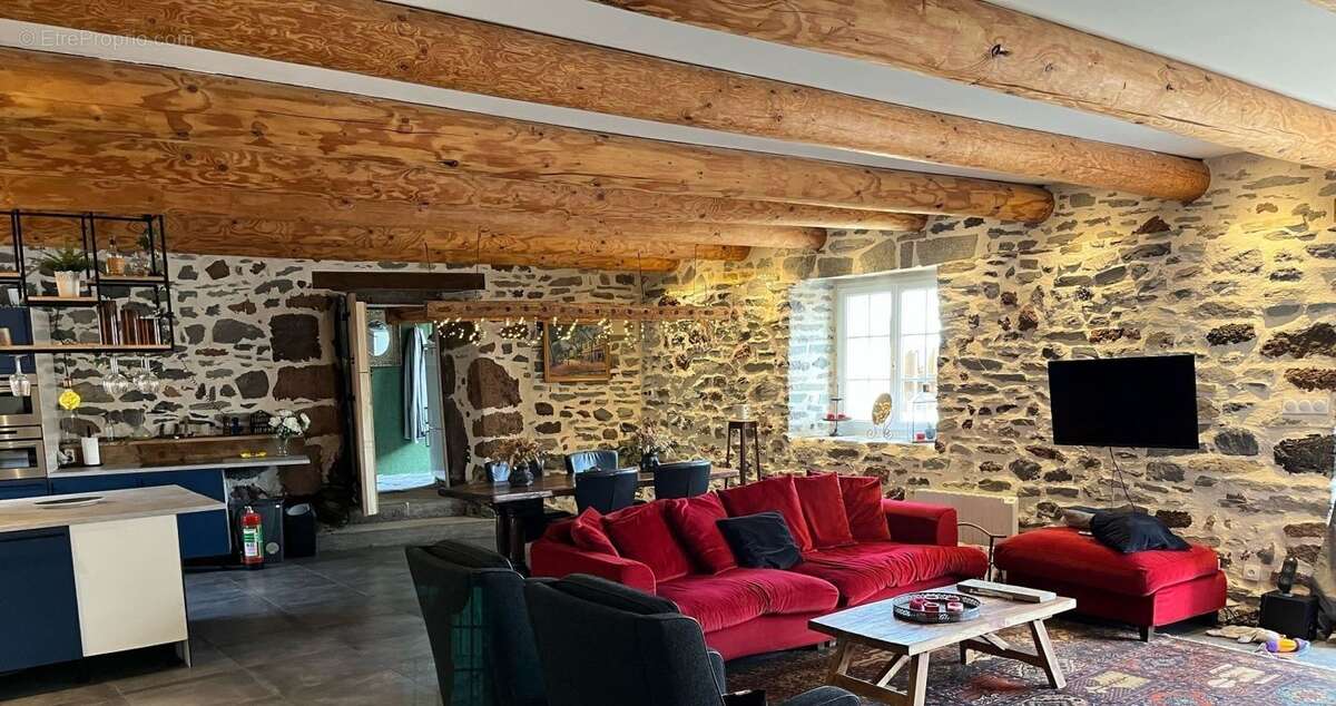 Maison à LAURIE