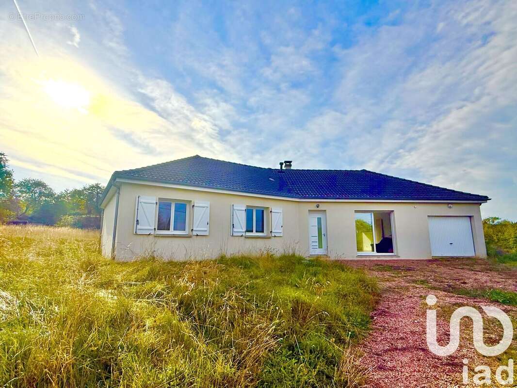 Photo 2 - Maison à CHATEAUNEUF-VAL-DE-BARGIS