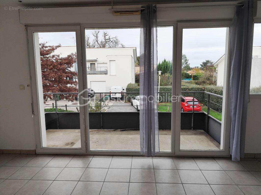 Appartement à ARTIGUES-PRES-BORDEAUX