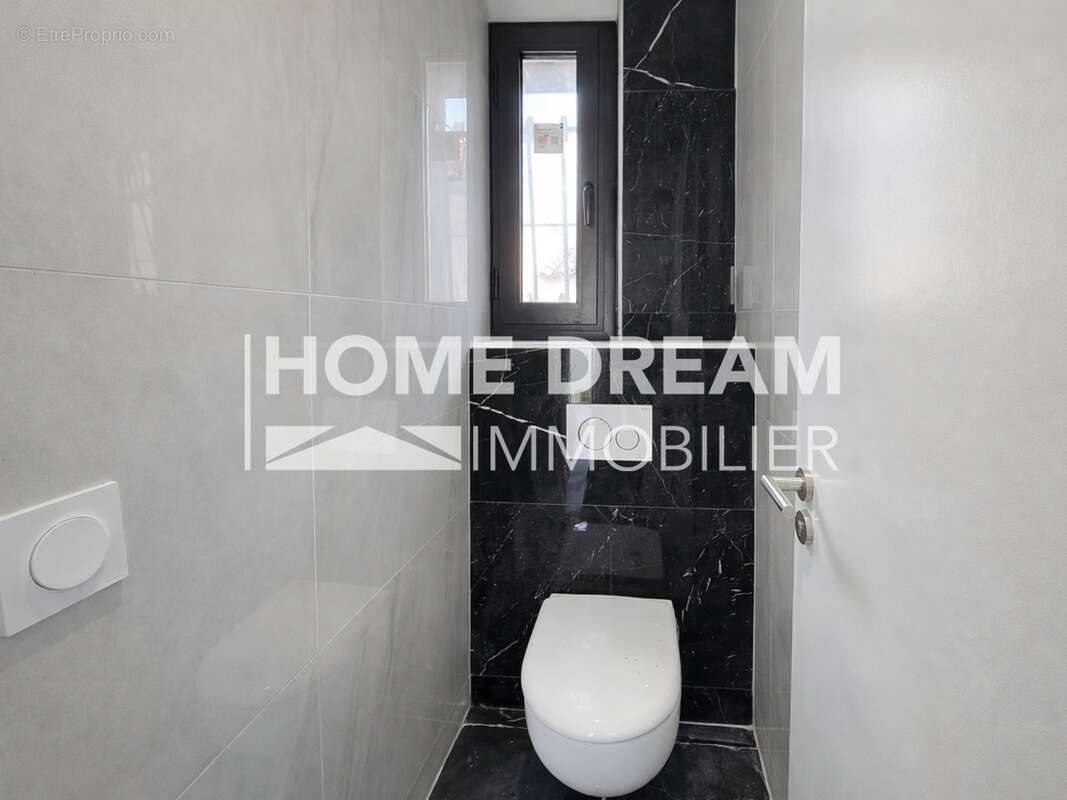 Appartement 57 m² à Toulon  - photo 9