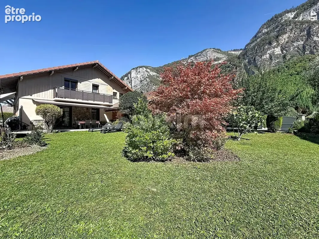 Maison 180 m²  5 chambres  3 SDB   Magland - photo 9