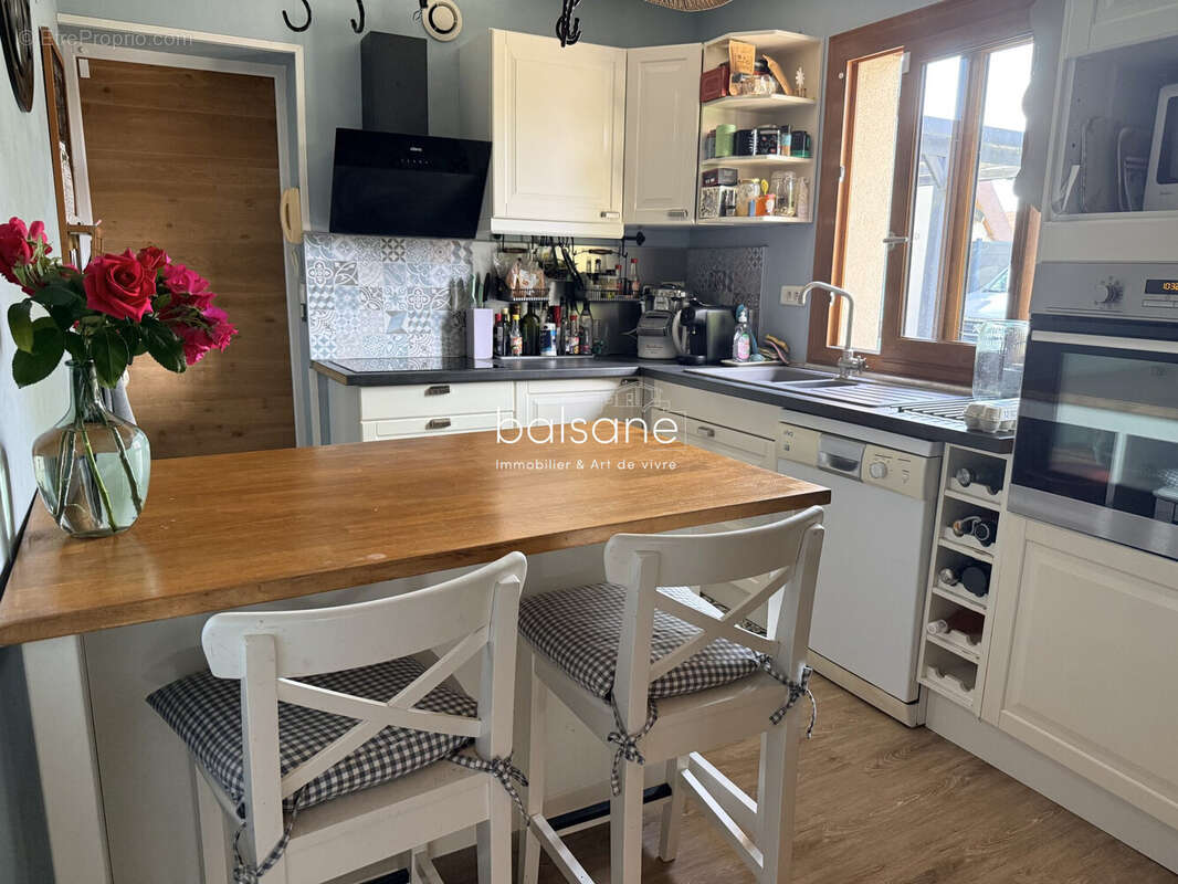 Maison 140 m² à Bourg-Achard  - photo 5