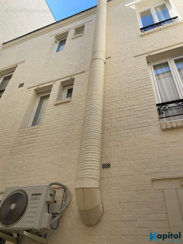 Autre à LEVALLOIS-PERRET