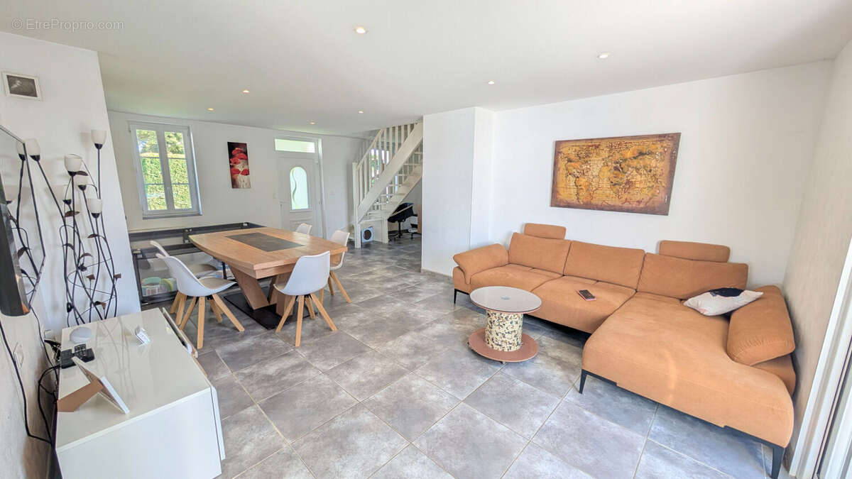 Maison à GRENADE-SUR-L&#039;ADOUR