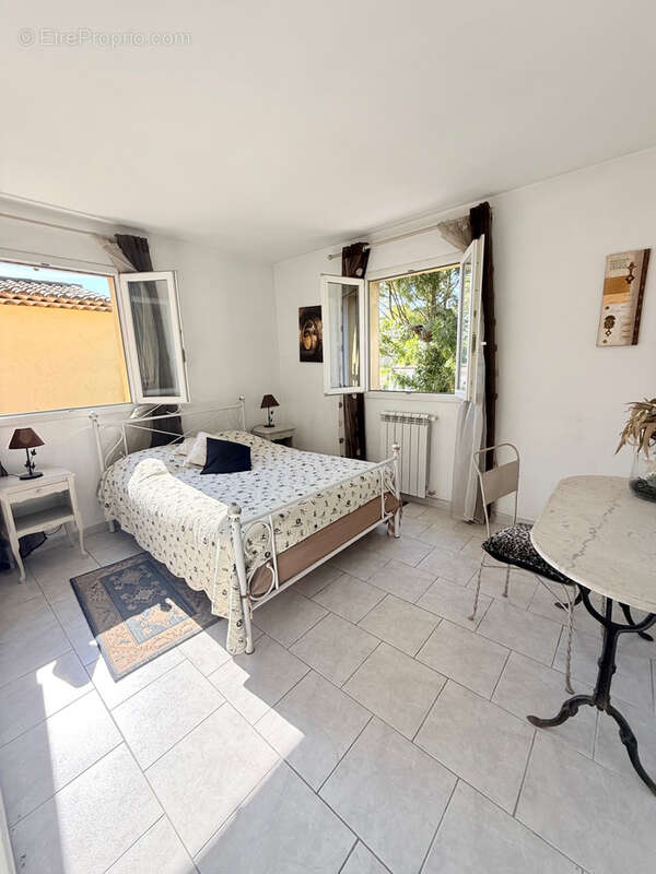 Maison à LE CANNET