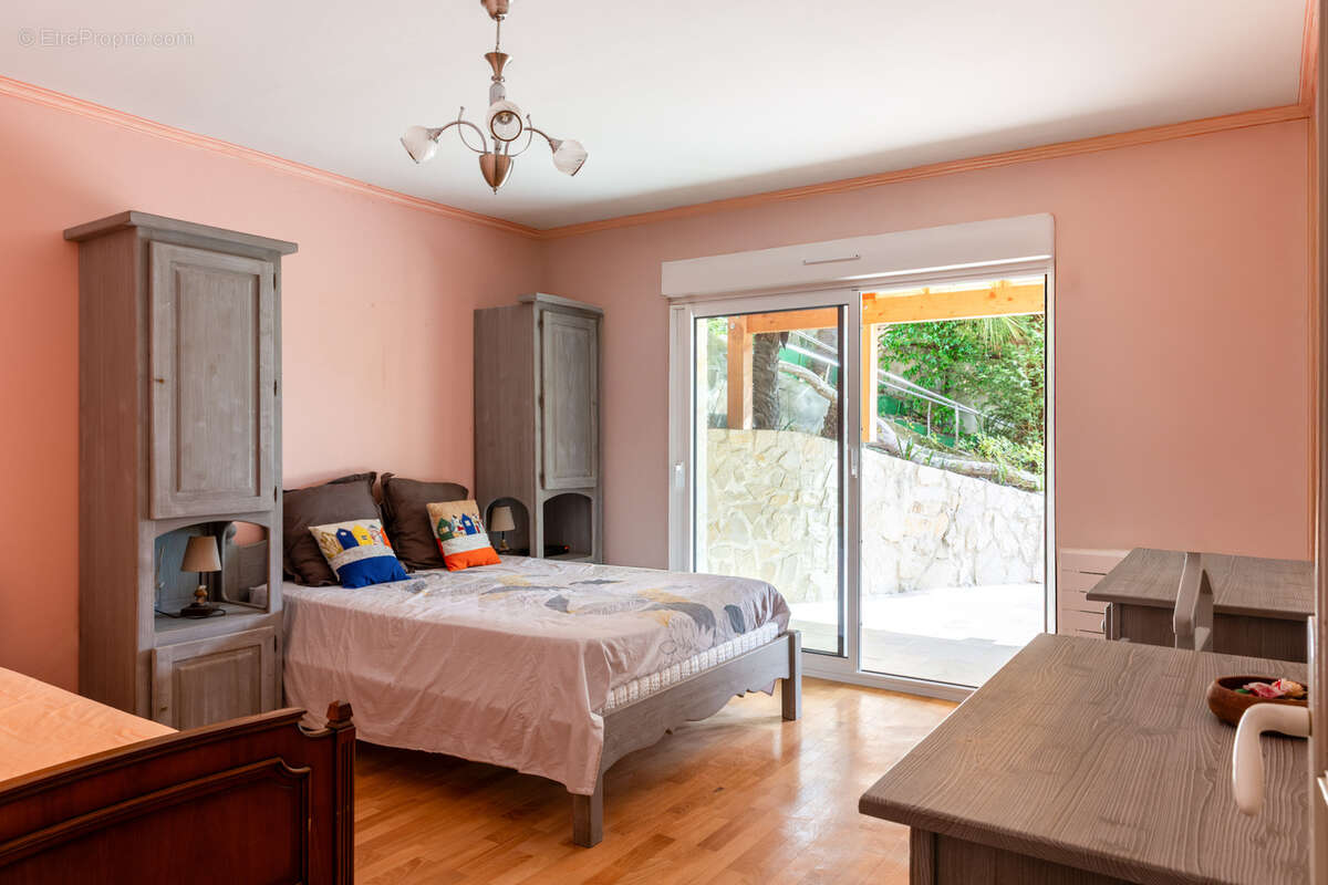 Maison à MESCHERS-SUR-GIRONDE