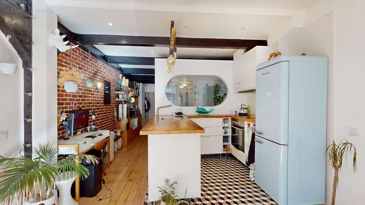 Appartement à PARIS-11E