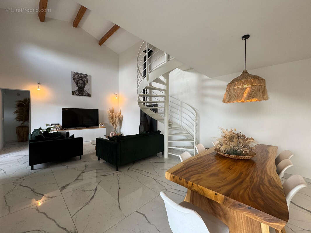 Maison à CABRIERES