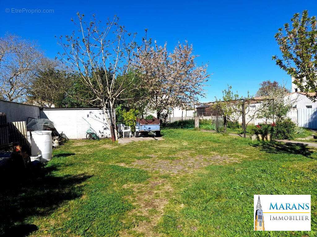 Terrain à MARANS