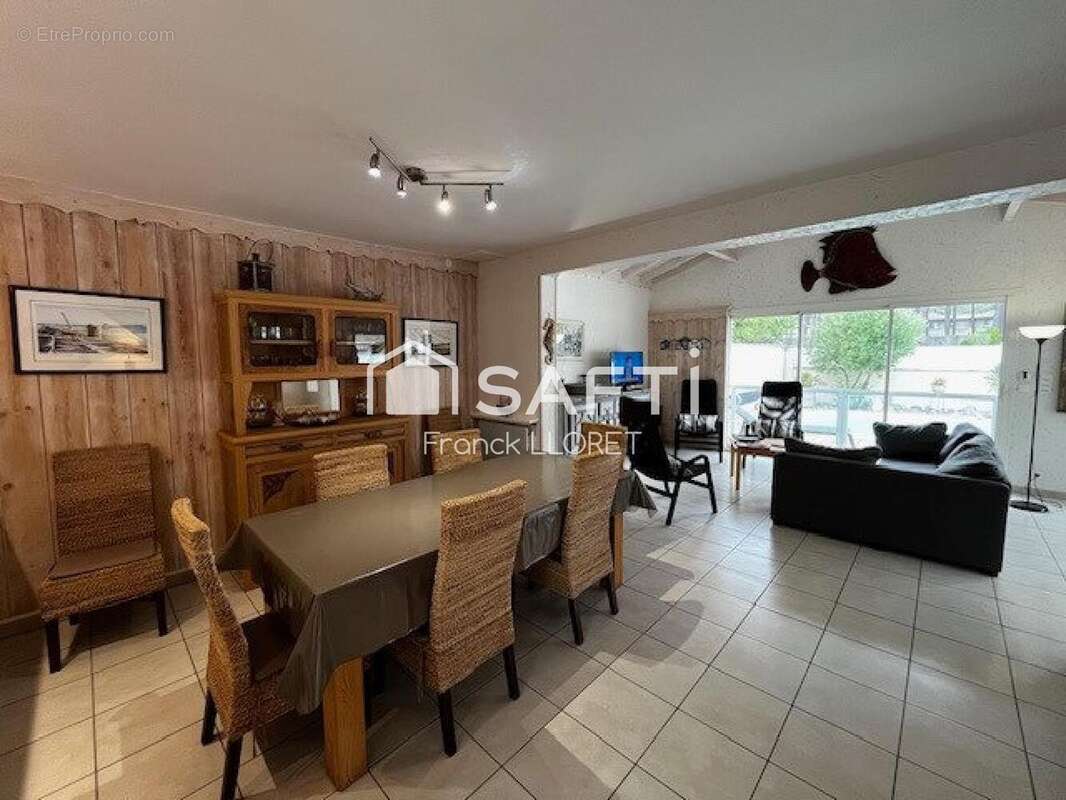 Photo 2 - Maison à HOURTIN