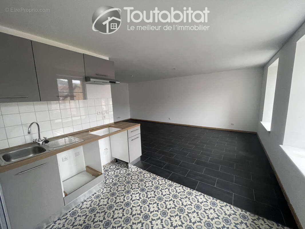 Appartement à CHARLEVILLE-MEZIERES