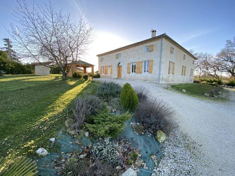 Maison à AUVILLAR
