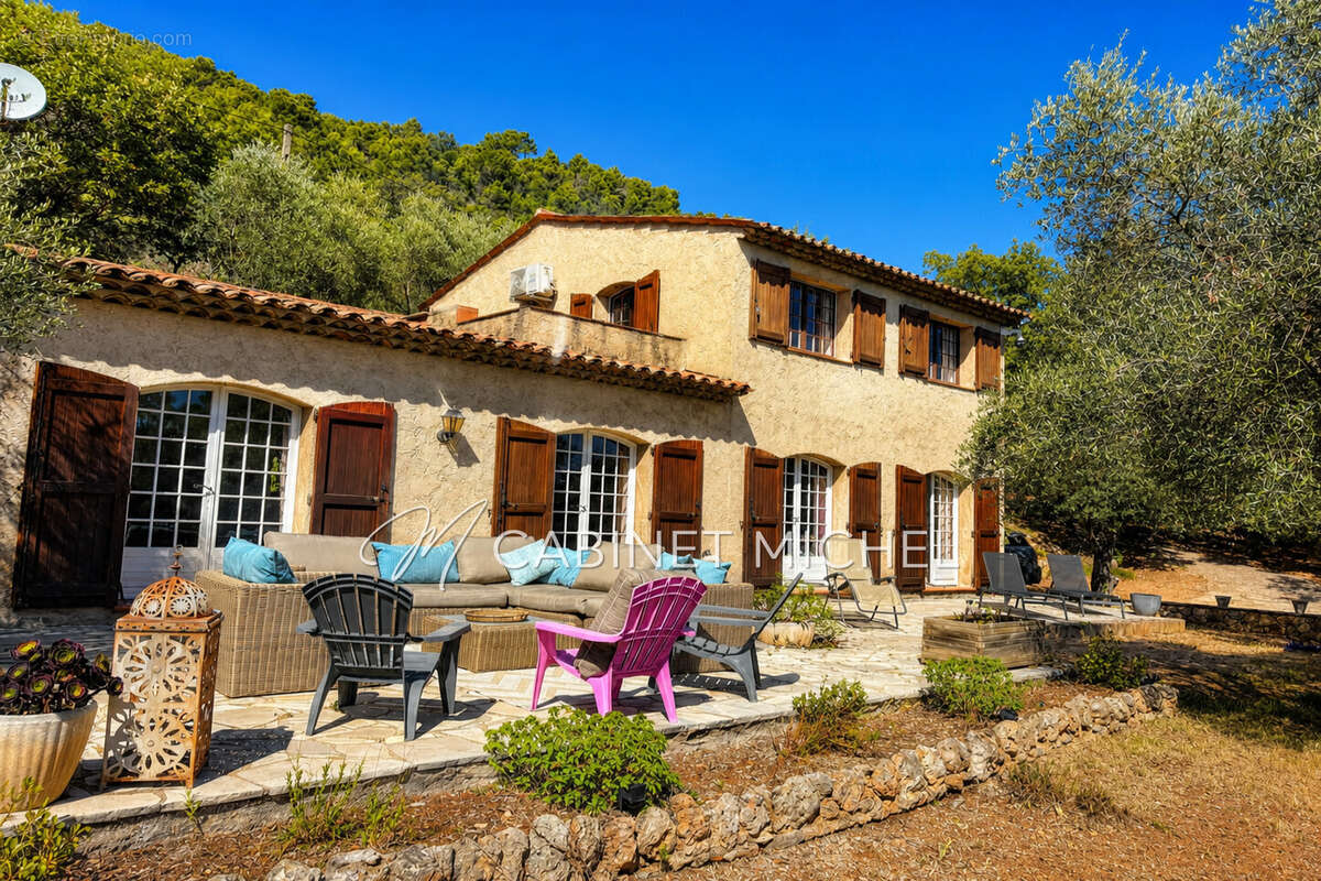 Maison à SPERACEDES