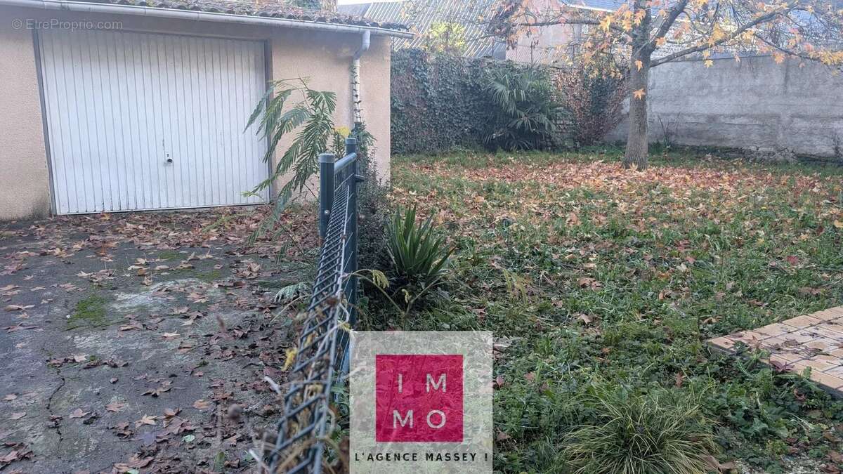 Maison à BORDERES-SUR-L'ECHEZ
