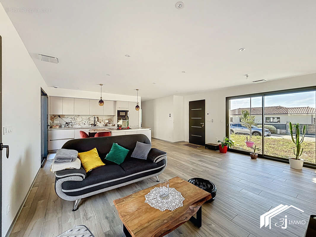 Maison à SAINT-PAUL-SUR-SAVE