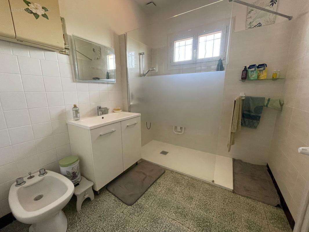 Maison À Vendre - Echillais / 115 m2 - photo 8