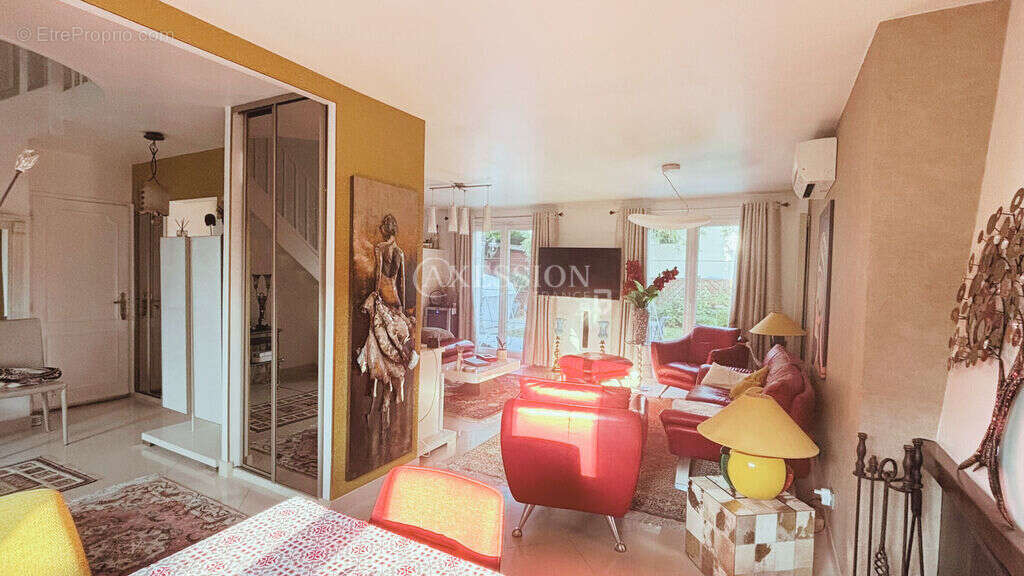 Maison à SUCY-EN-BRIE