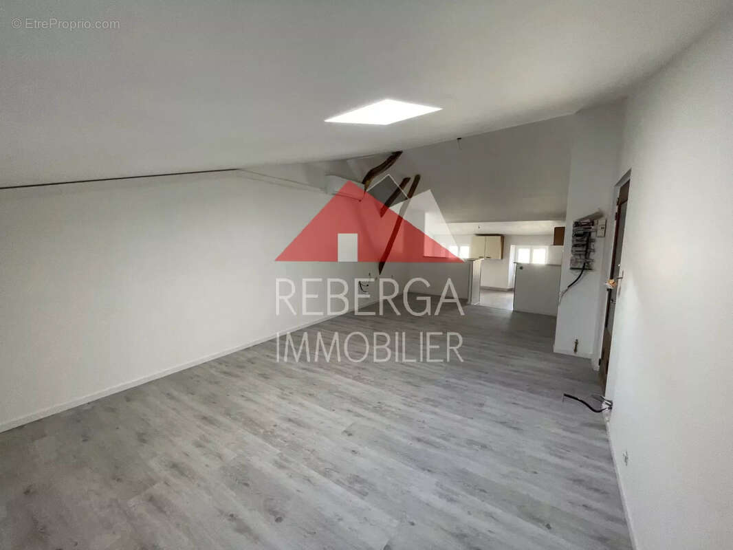 Appartement à SAINT-AMANS-SOULT