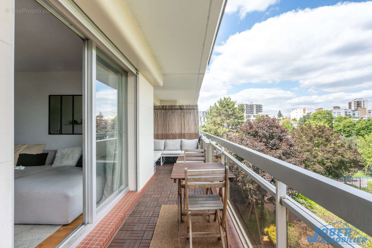 Appartement à NOGENT-SUR-MARNE