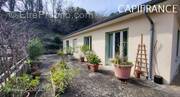 Maison à SAINT-SAUVEUR-DE-MONTAGUT