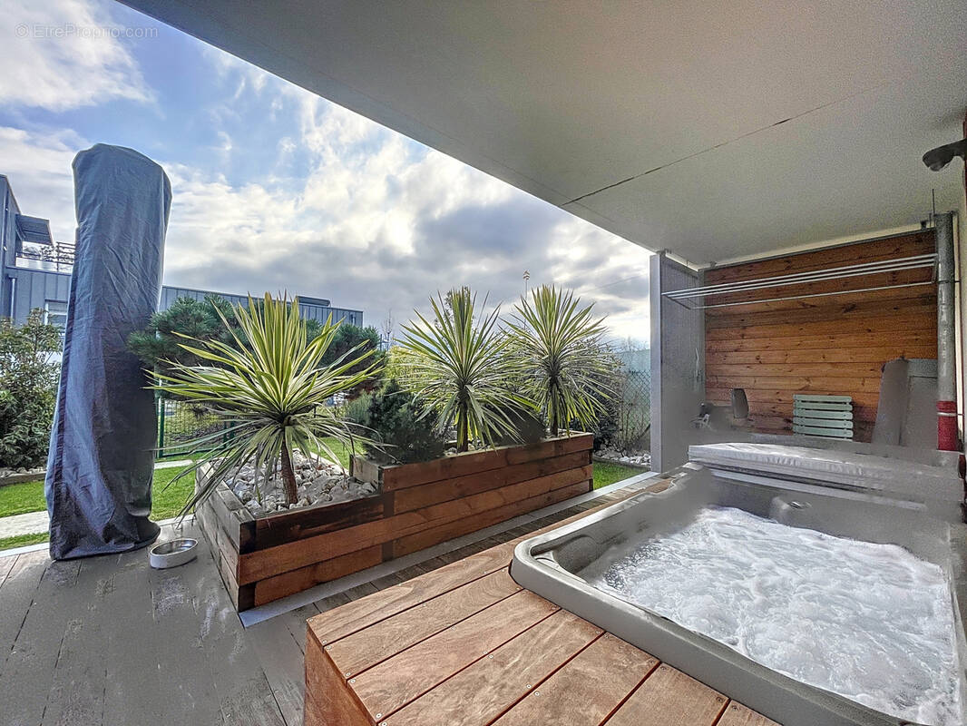 Appartement à BASSENS