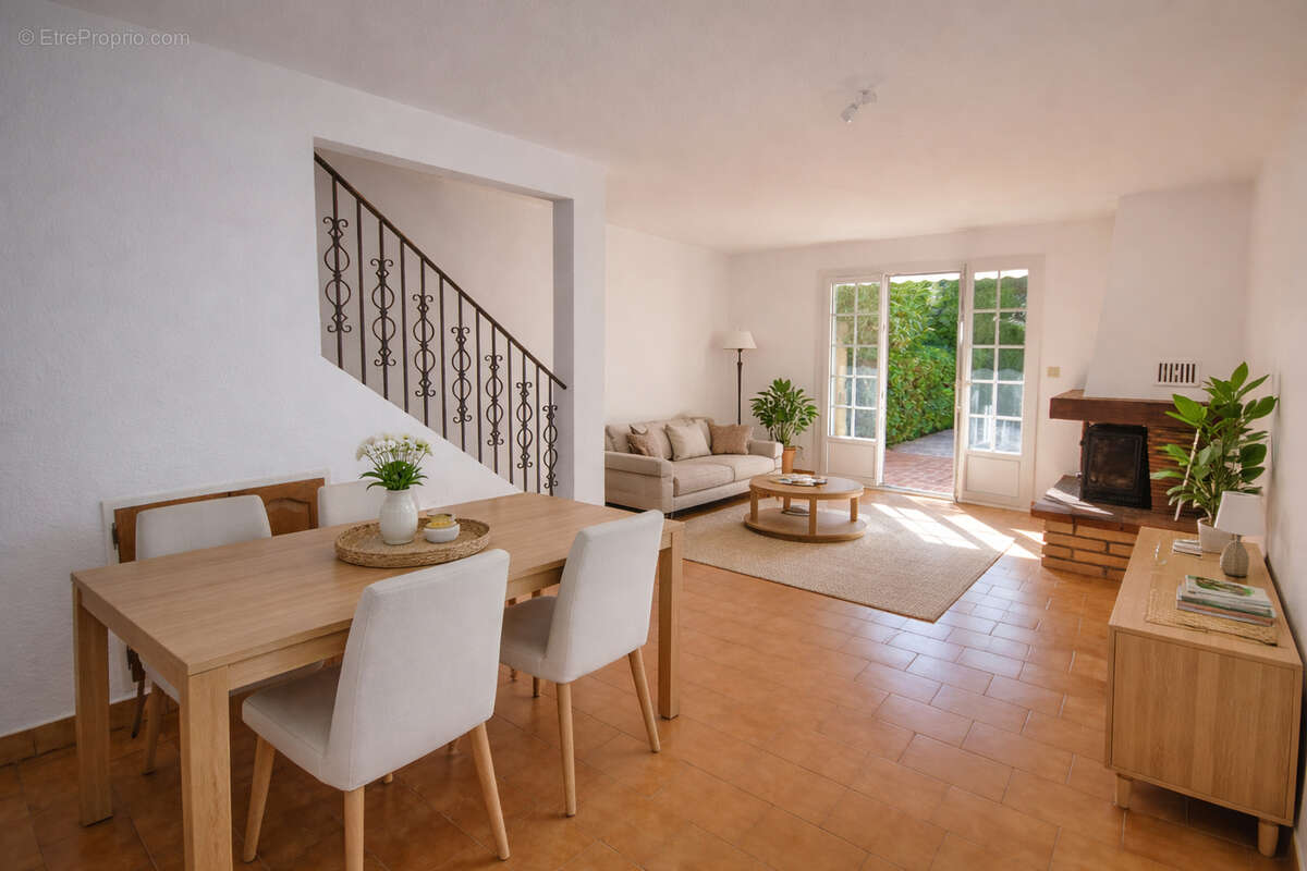 Appartement à SAINT-RAPHAEL